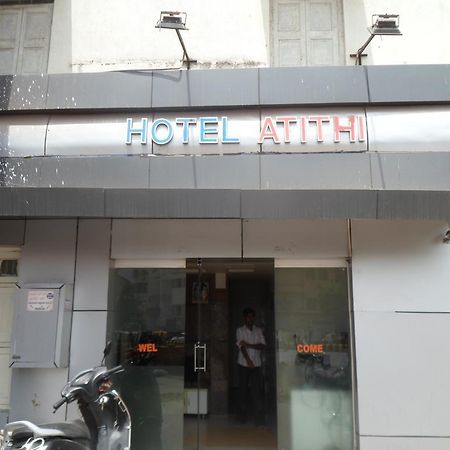 Hotel Atithi Ахмедабад Екстер'єр фото